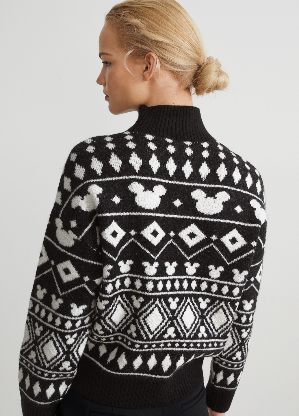 Чорно-білий демісезонний светр C&A