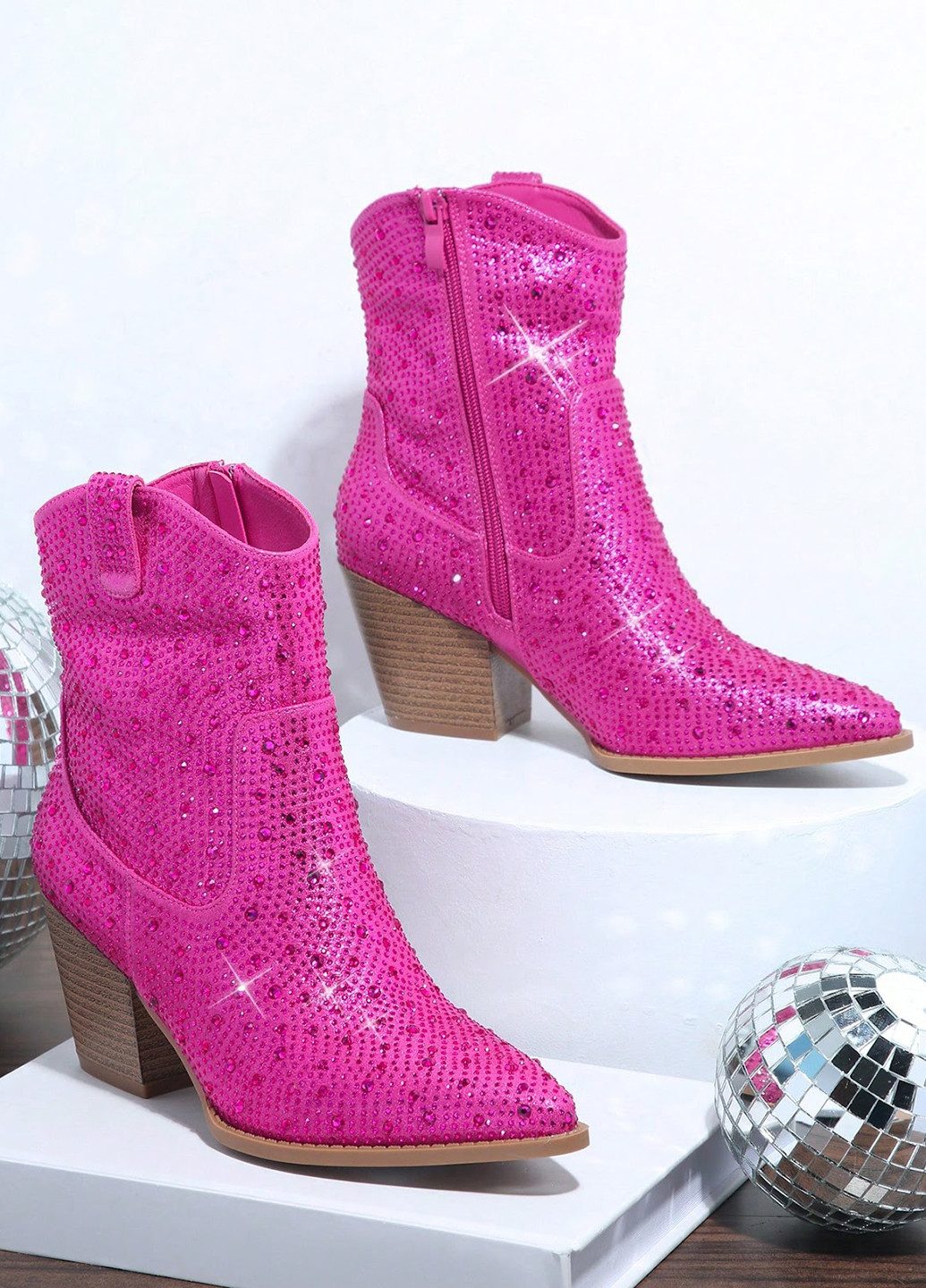 Осенние ботинки казаки SHEIN со стразами из искусственной кожи