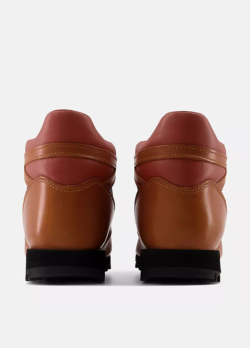 Осенние ботинки New Balance с тиснением тканевые