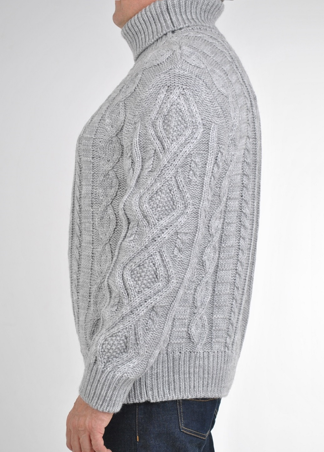 Светло-серый зимний теплый зимний свитер Berta Lucci