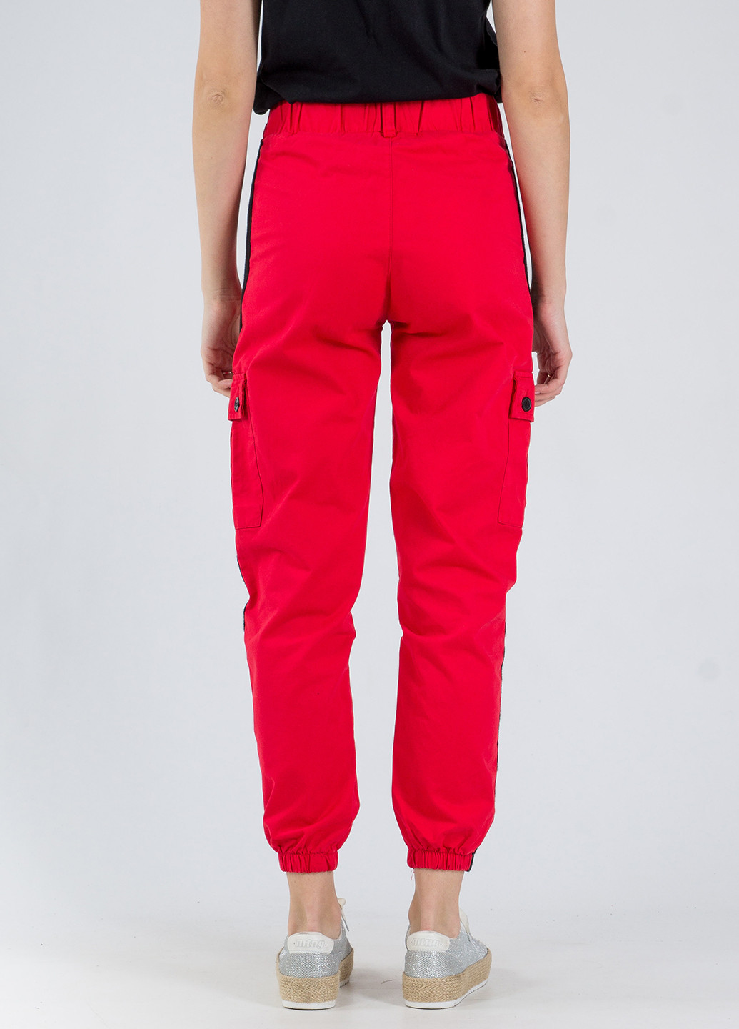 Красные кэжуал демисезонные зауженные брюки Bebe Plus