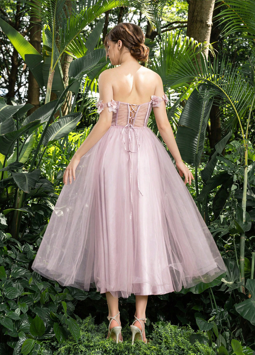 Светло-розовое праздничный, вечернее платье а-силуэт, с корсетом, с открытой спиной SHEIN однотонное