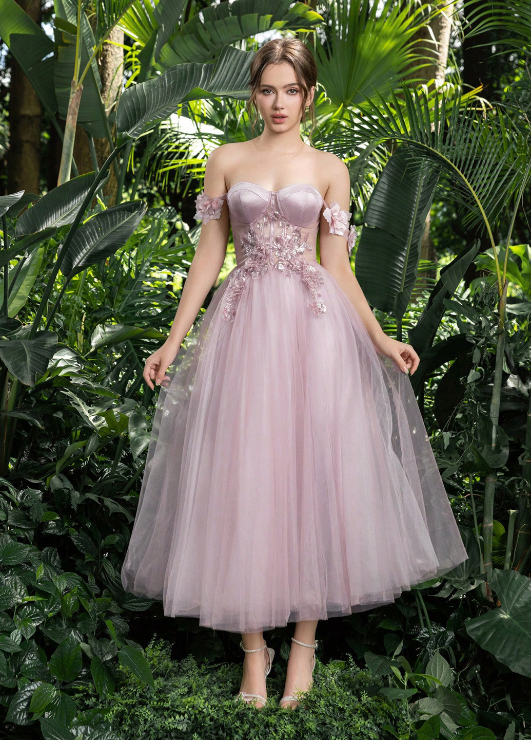 Светло-розовое праздничный, вечернее платье а-силуэт, с корсетом, с открытой спиной SHEIN однотонное