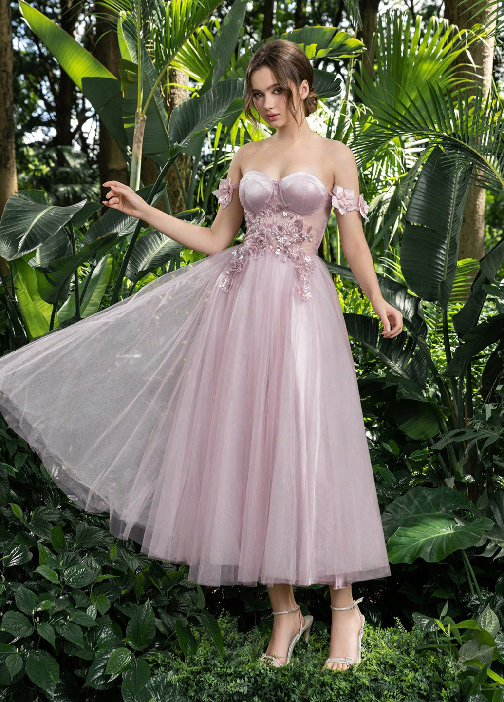 Светло-розовое праздничный, вечернее платье а-силуэт, с корсетом, с открытой спиной SHEIN однотонное