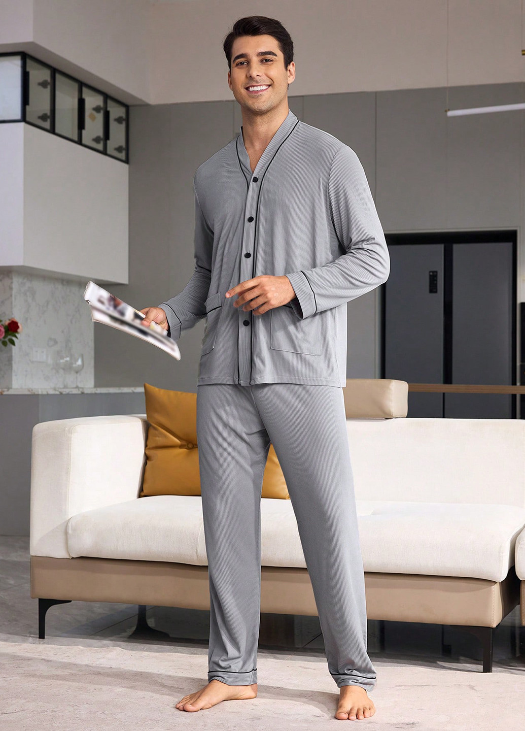 Серый демисезонный костюм (кофта, брюки) SHEIN