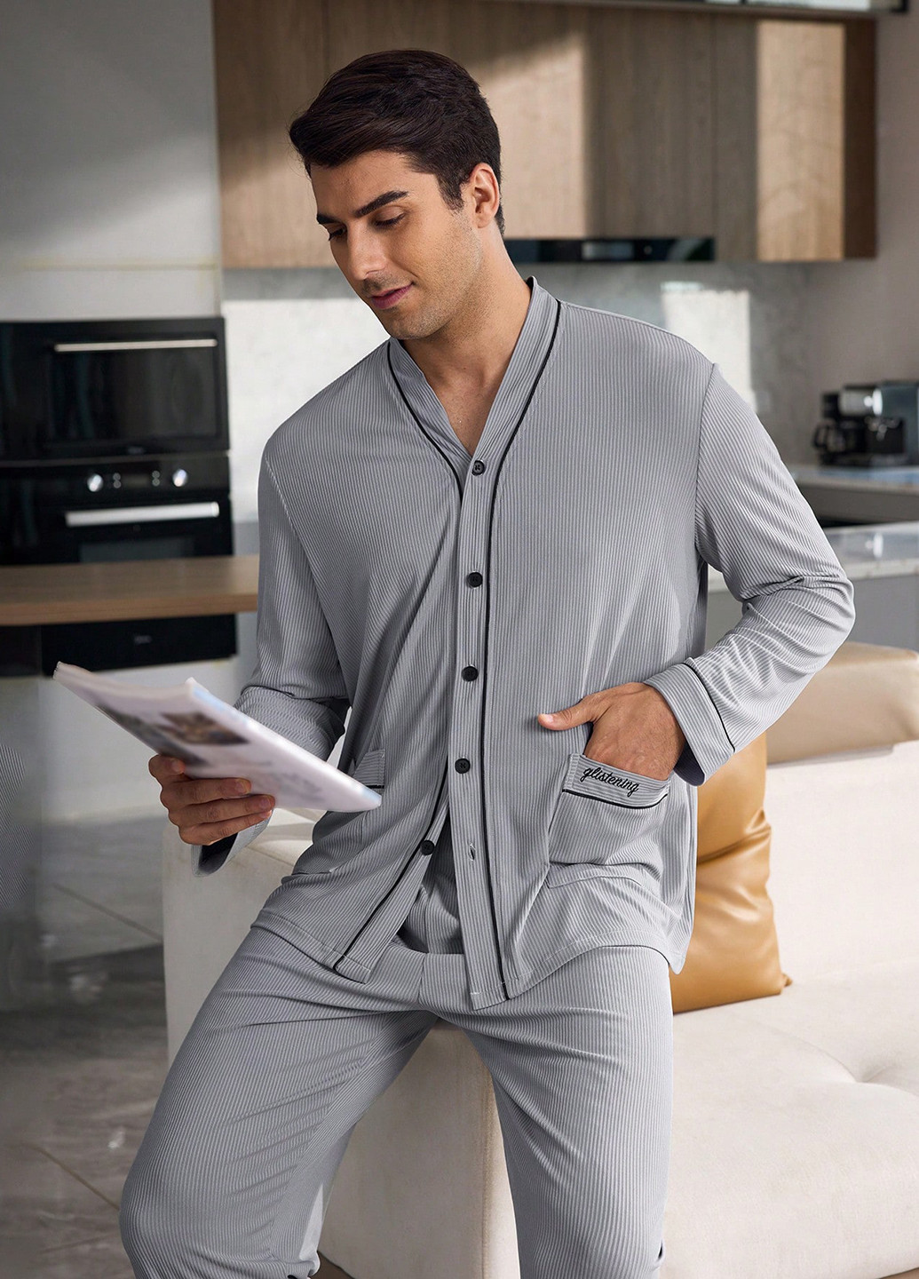 Серый демисезонный костюм (кофта, брюки) SHEIN