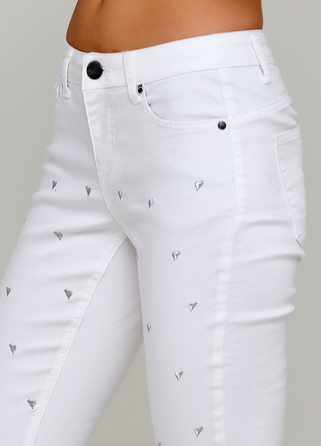 Белые демисезонные укороченные, зауженные джинсы Linea Tesini