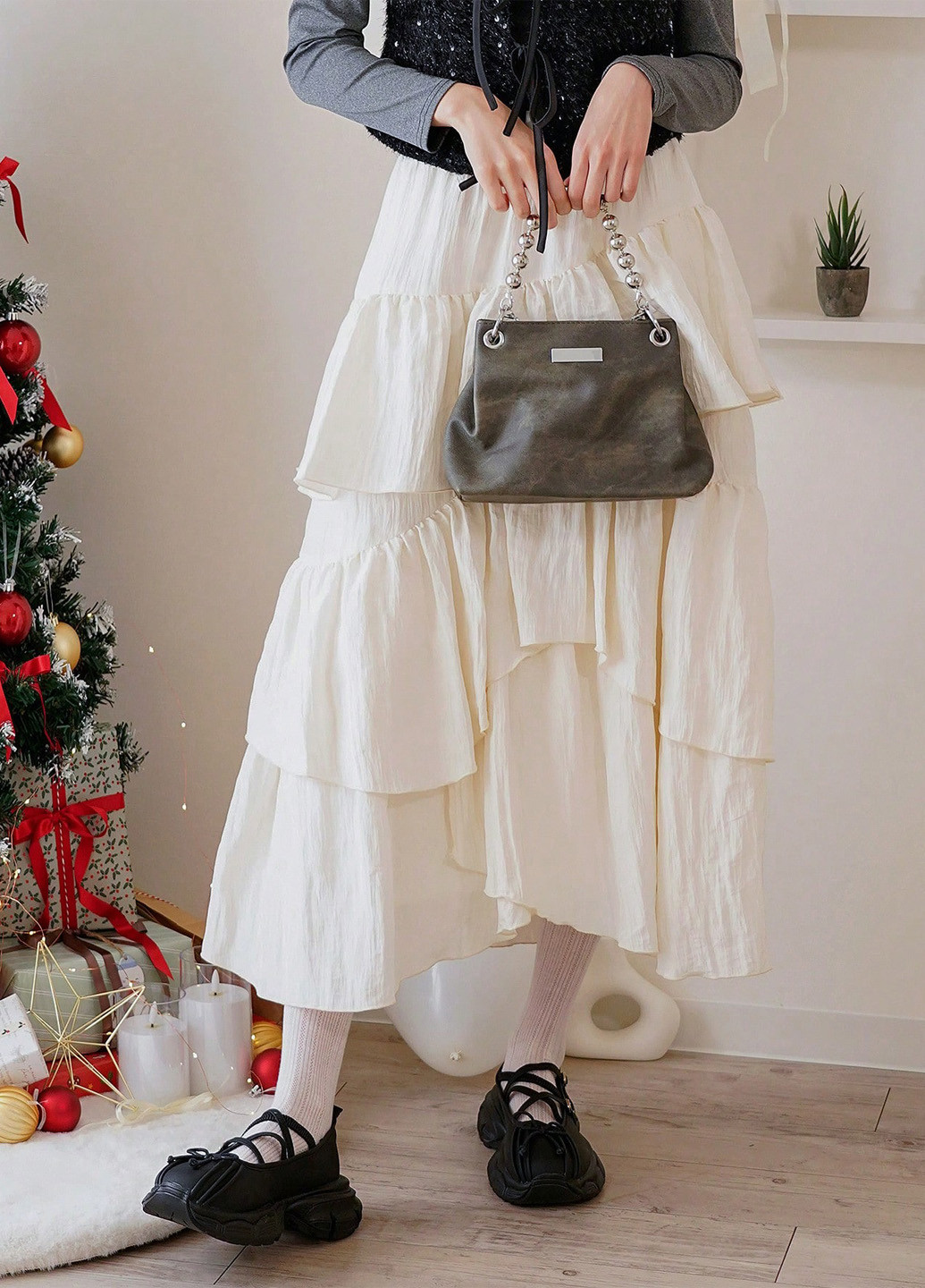 Белая кэжуал однотонная юбка SHEIN клешированная