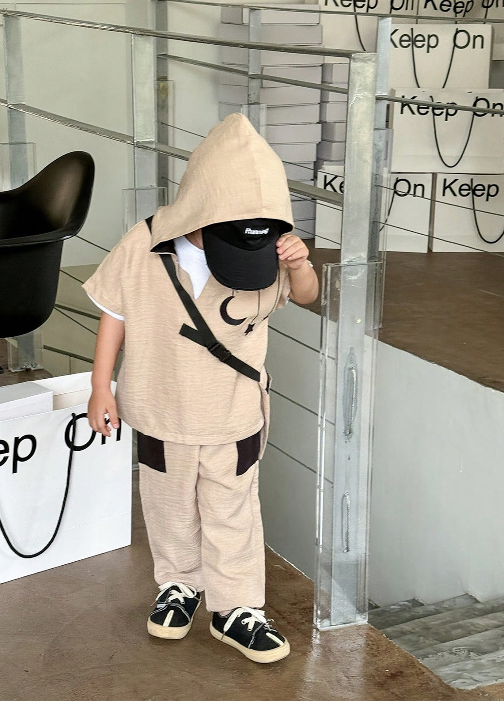 Кремовый летний костюм (футболка, брюки) брючный SHEIN