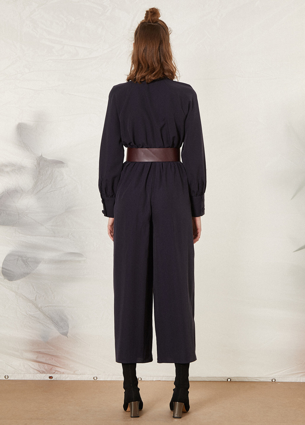 Комбинезон KOTON комбинезон-брюки однотонный чёрный кэжуал вискоза