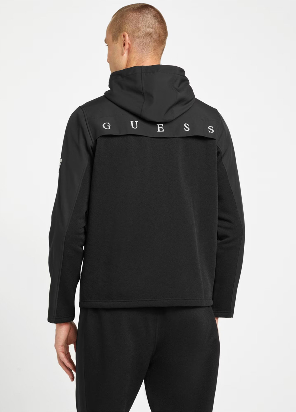 Черная демисезонная ветровка Guess