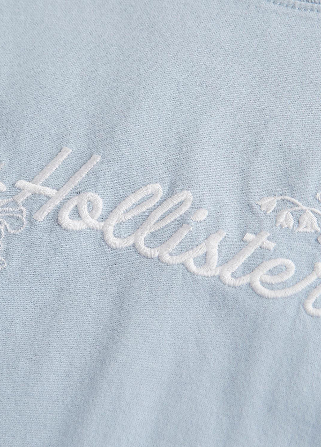 Блакитна літня футболка Hollister