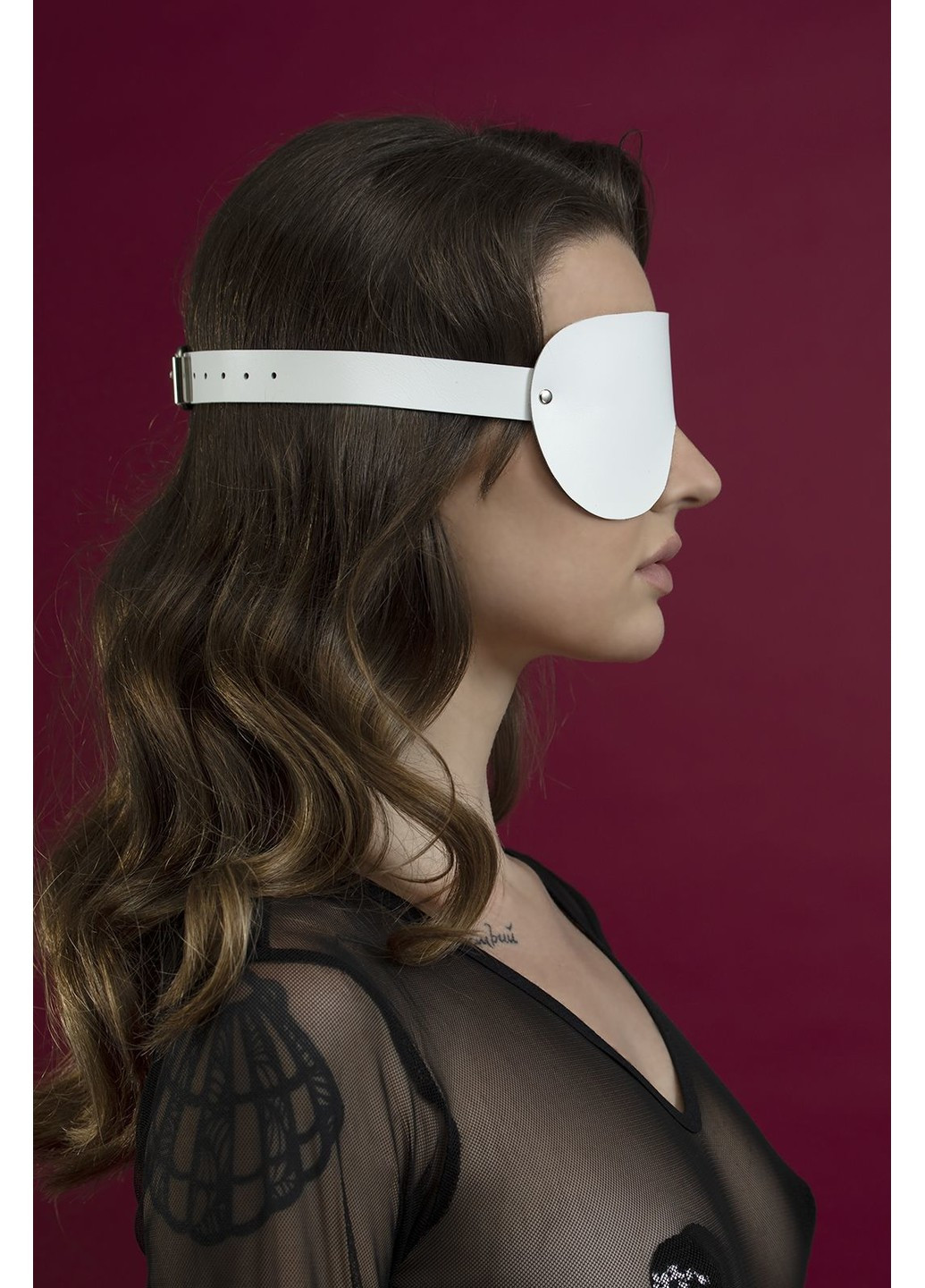 Маска на глаза - Blindfold Mask, натуральная кожа, белая Feral Feelings (254885491)