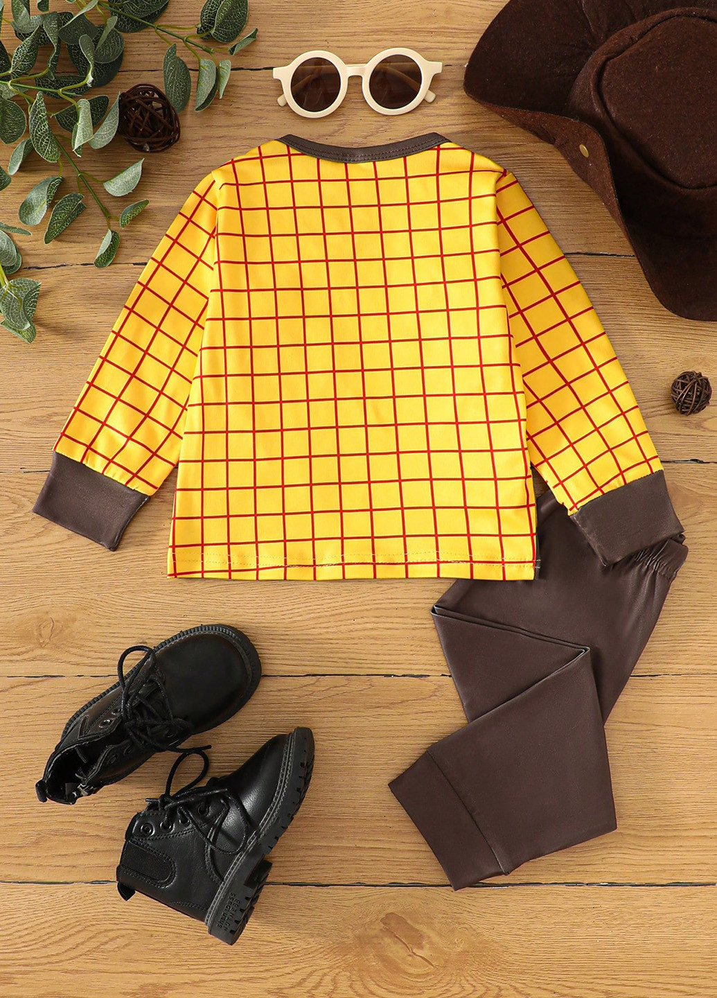 Коричневий демісезонний костюм (лонгслів, штани) брючний SHEIN