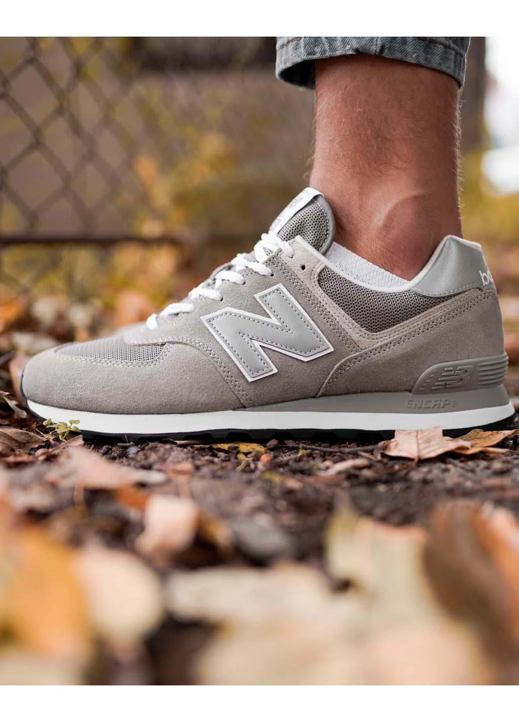 Сірі кросівки демісезон New Balance