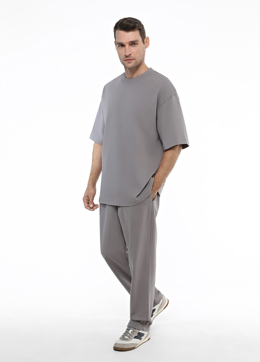 Серые кэжуал демисезонные прямые брюки Promin