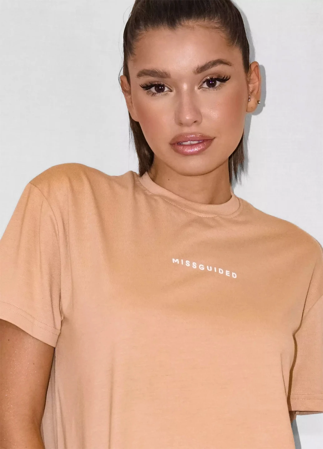 Бежева кежуал сукня Missguided