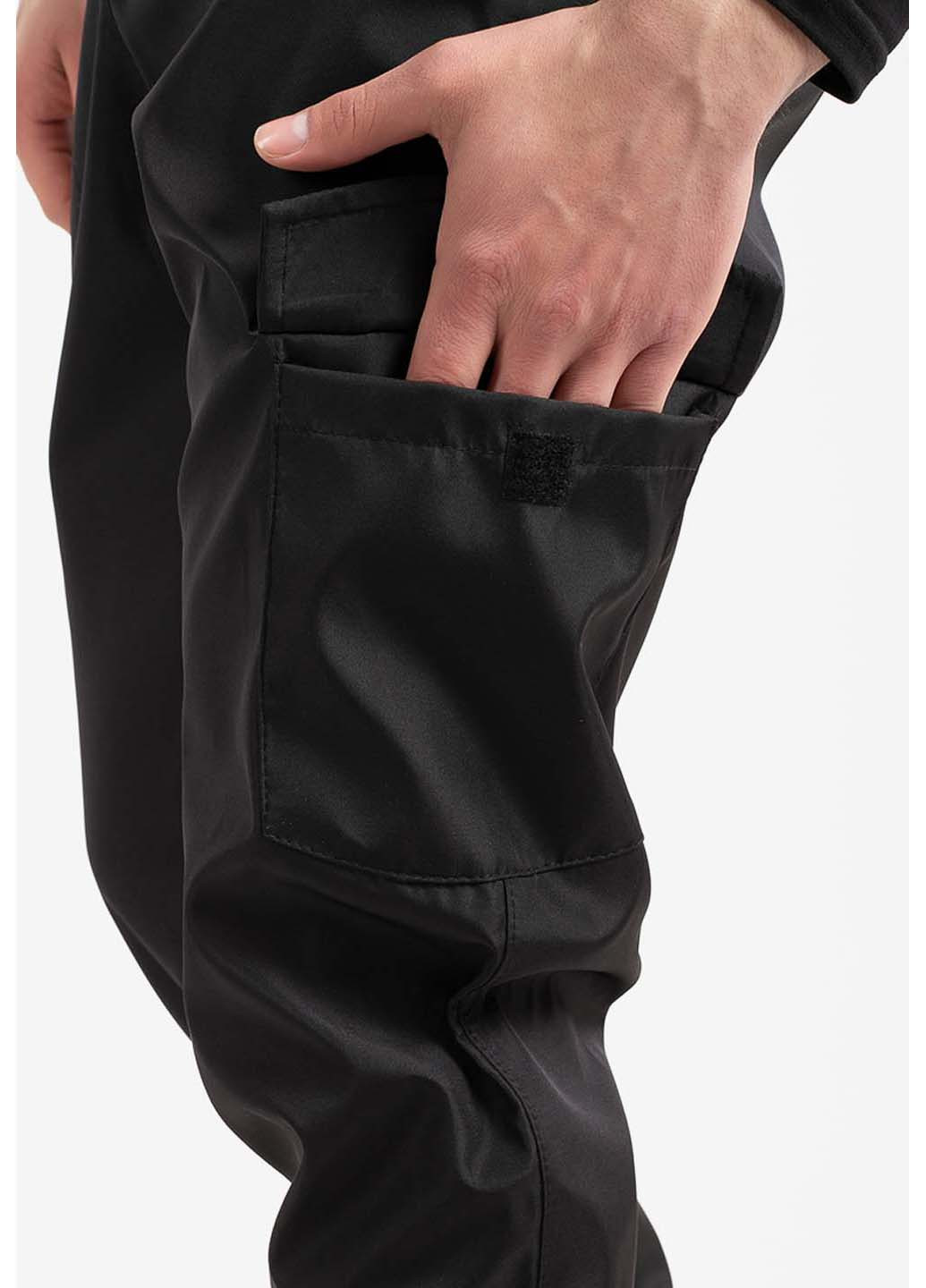 Черные спортивные демисезонные брюки Intruder