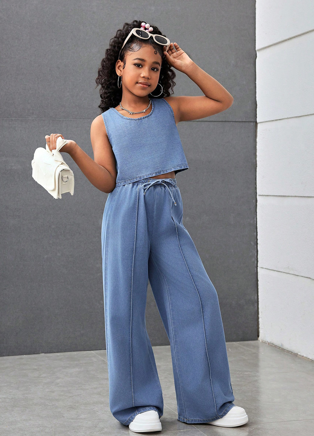 Голубой летний костюм (топ, джинсы) SHEIN
