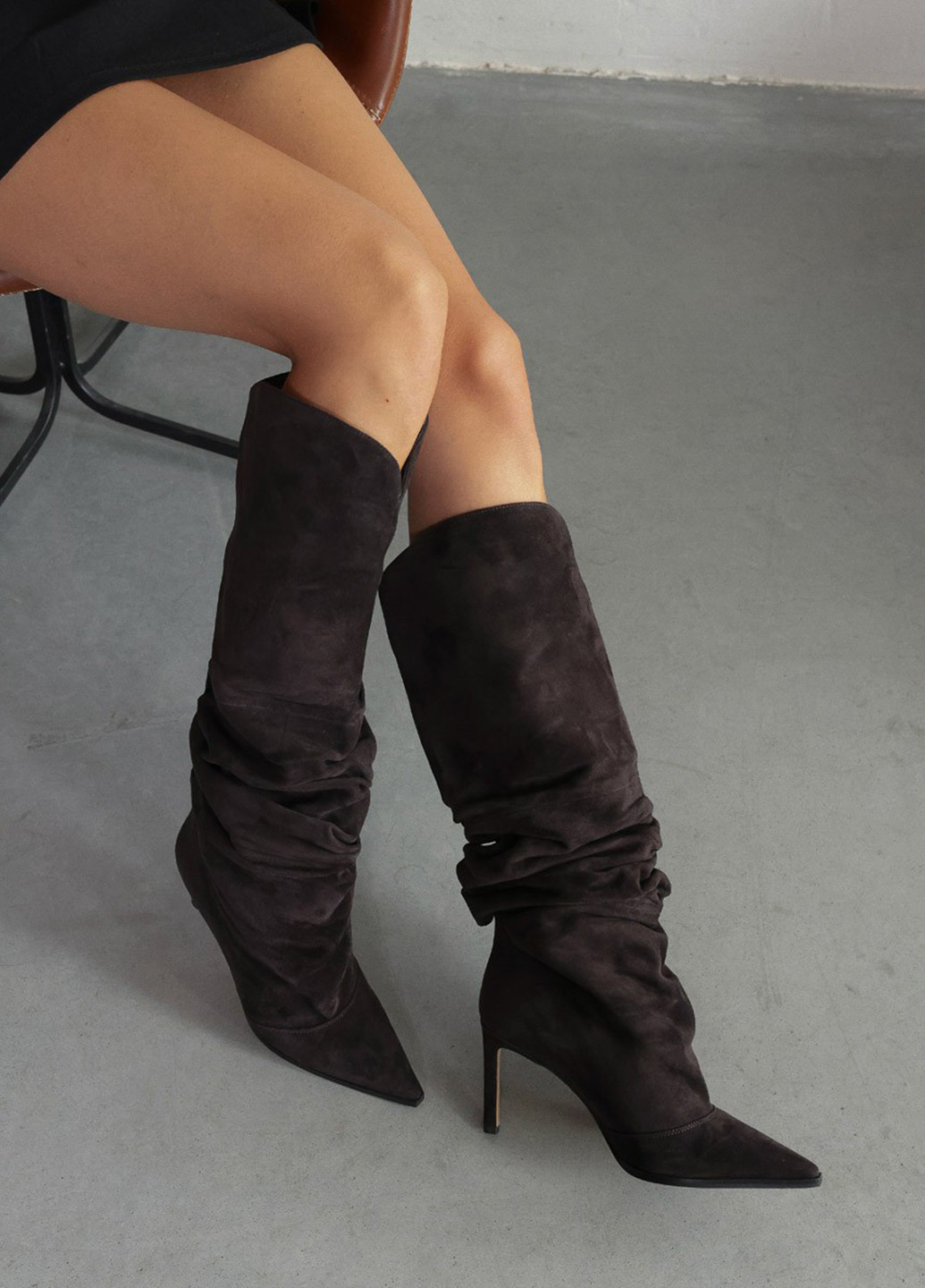 Осенние сапоги ботфорты Le'BERDES