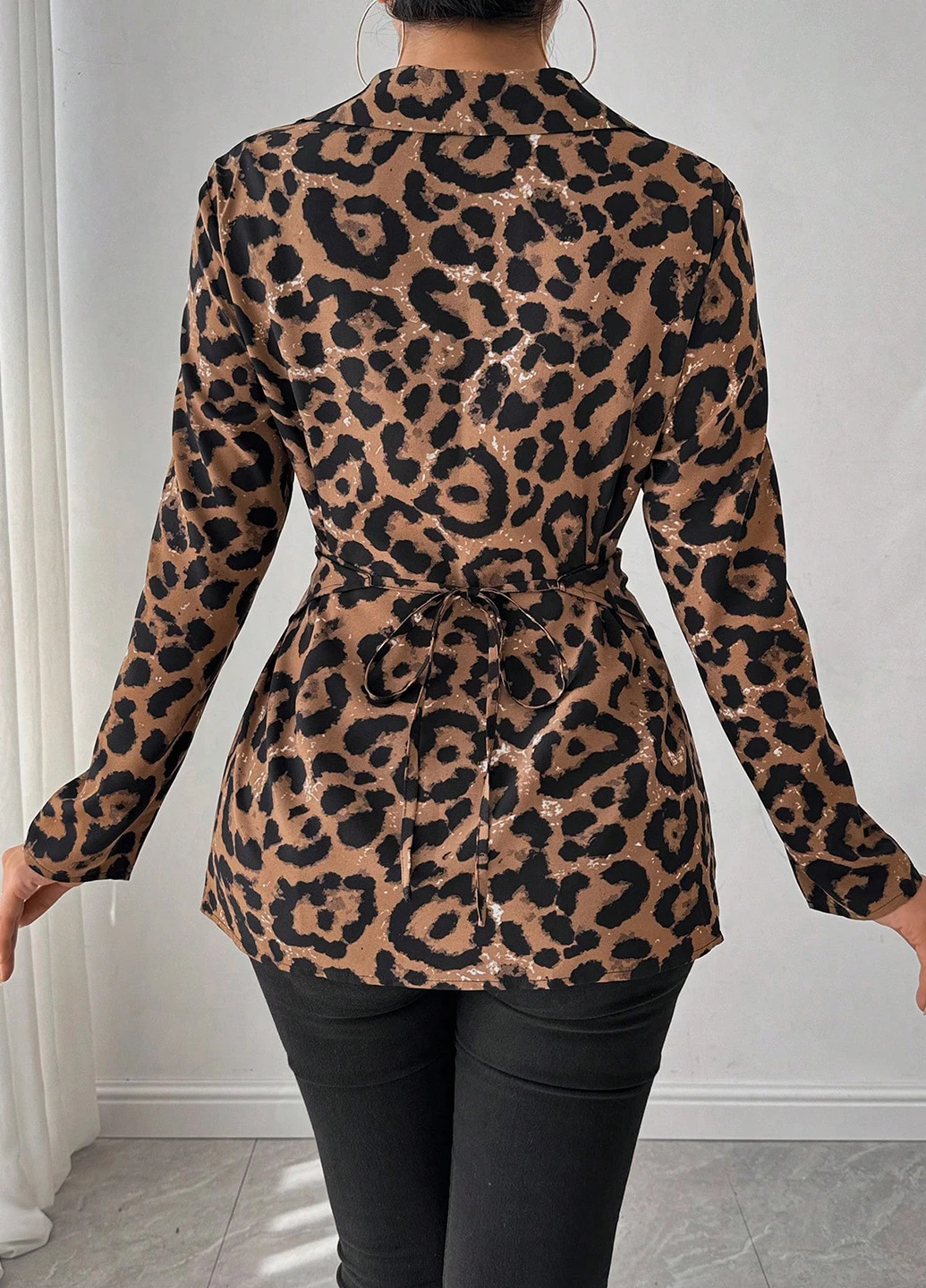 Коричневая блуза на запах SHEIN