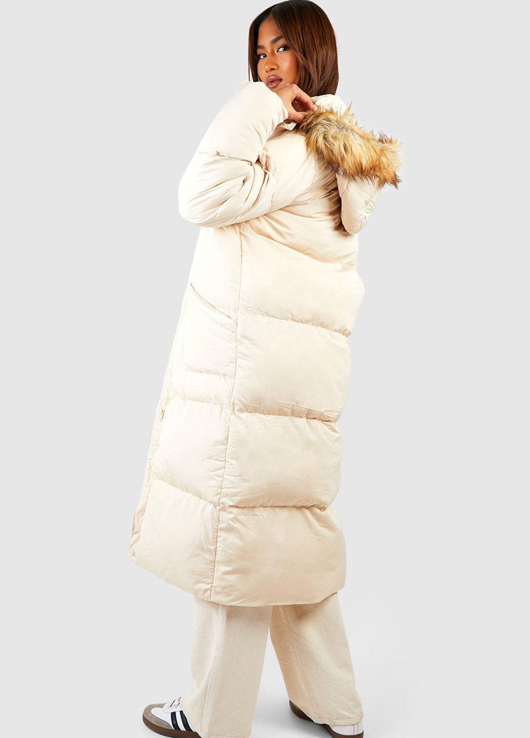 Айвори зимняя куртка Boohoo