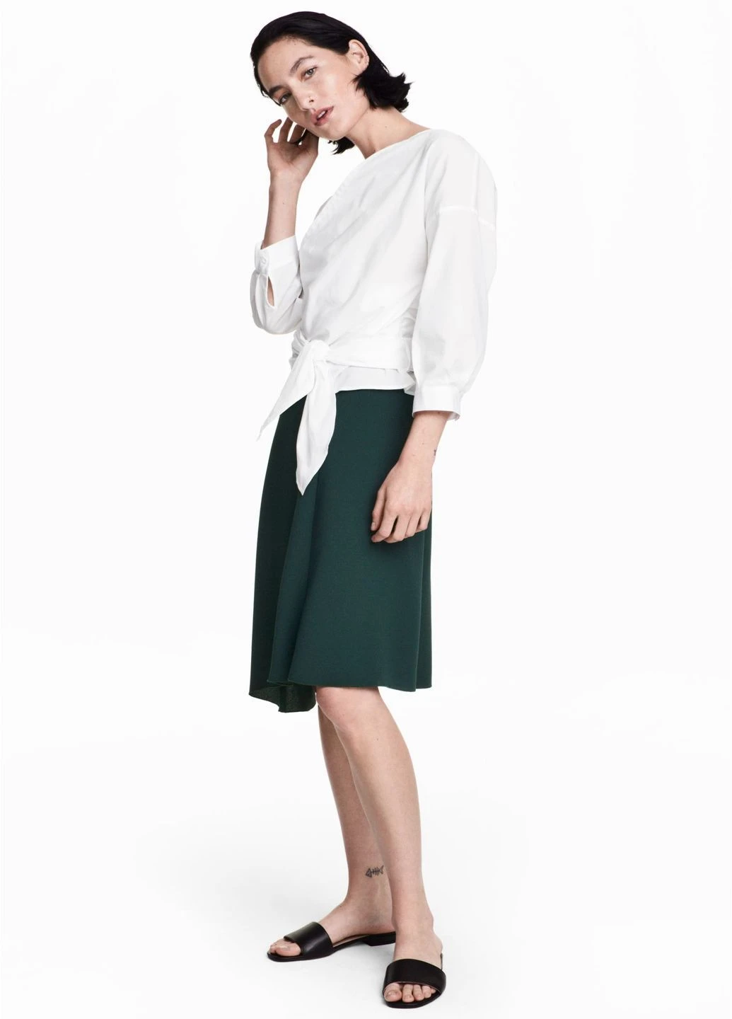 Зеленая однотонная юбка H&M