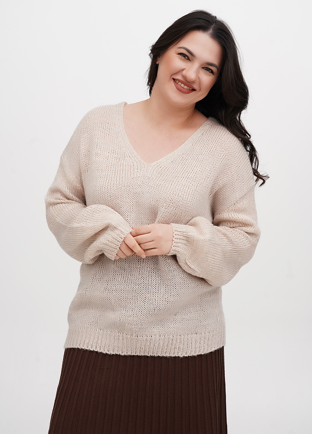 Бежевый демисезонный пуловер пуловер Alya