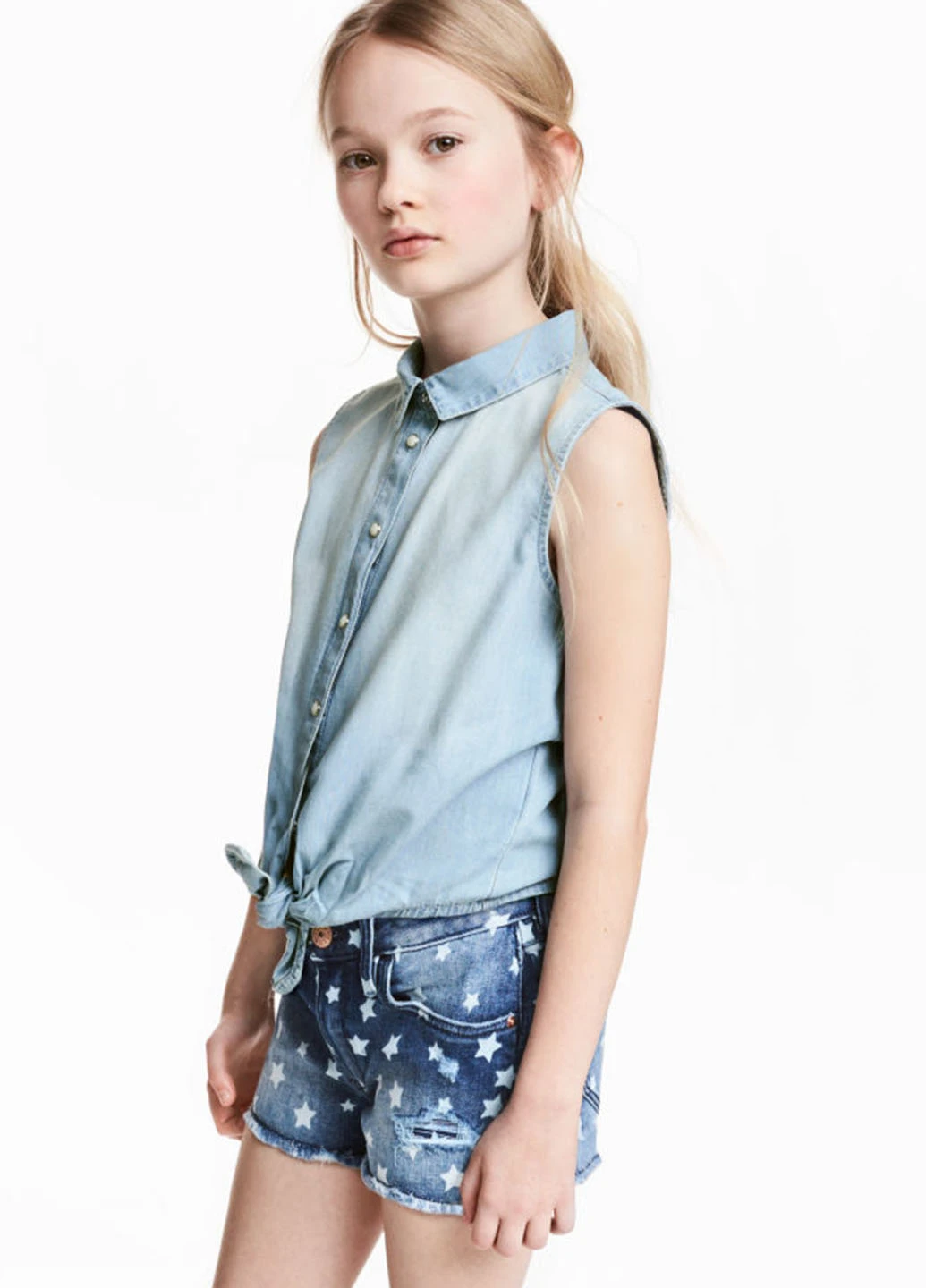 Голубая однотонная блузка H&M летняя
