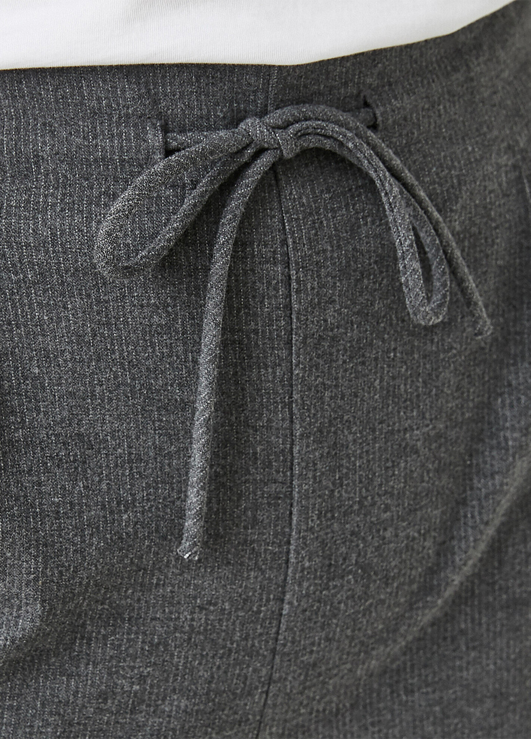 Темно-серые кэжуал демисезонные укороченные, зауженные брюки KOTON