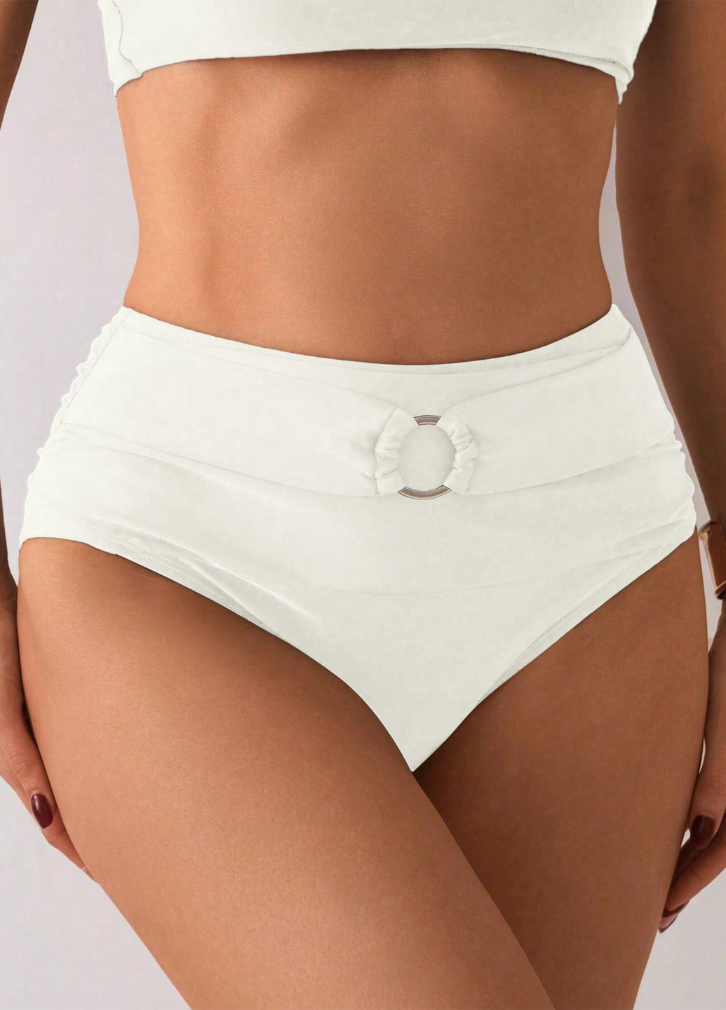 Бежевые купальные трусики однотонные SHEIN