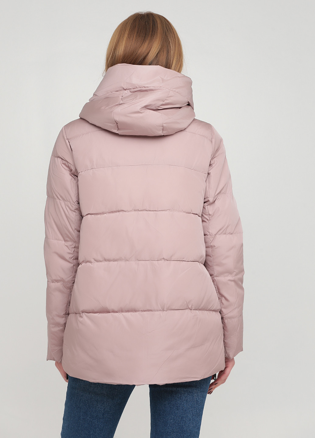 Розовая зимняя куртка Lusskiri
