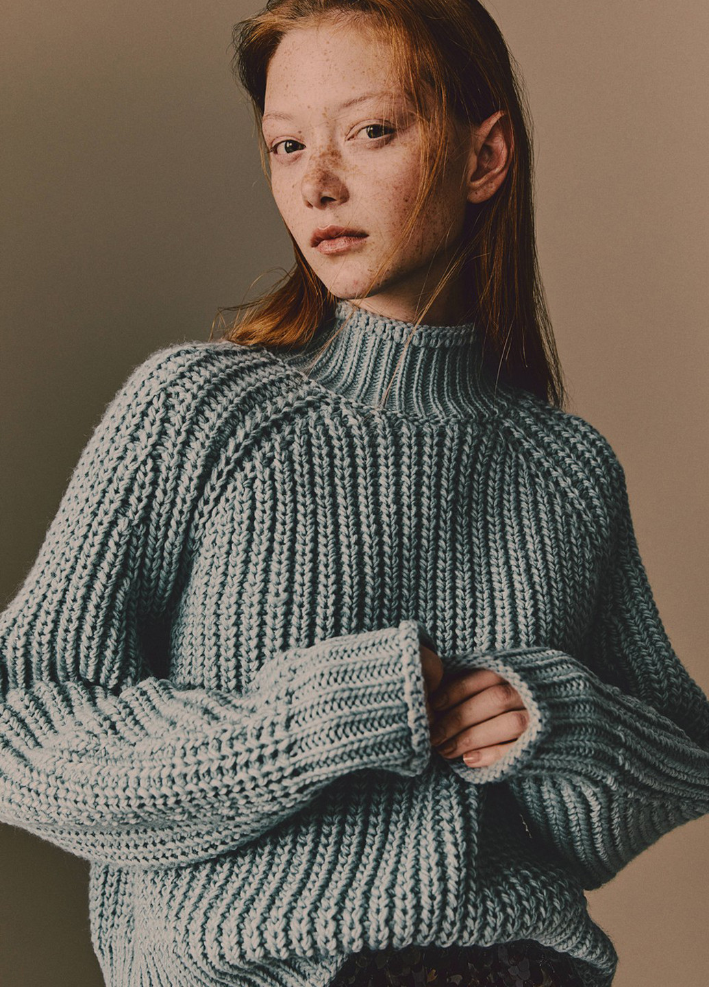 Серо-голубой демисезонный свитер H&M