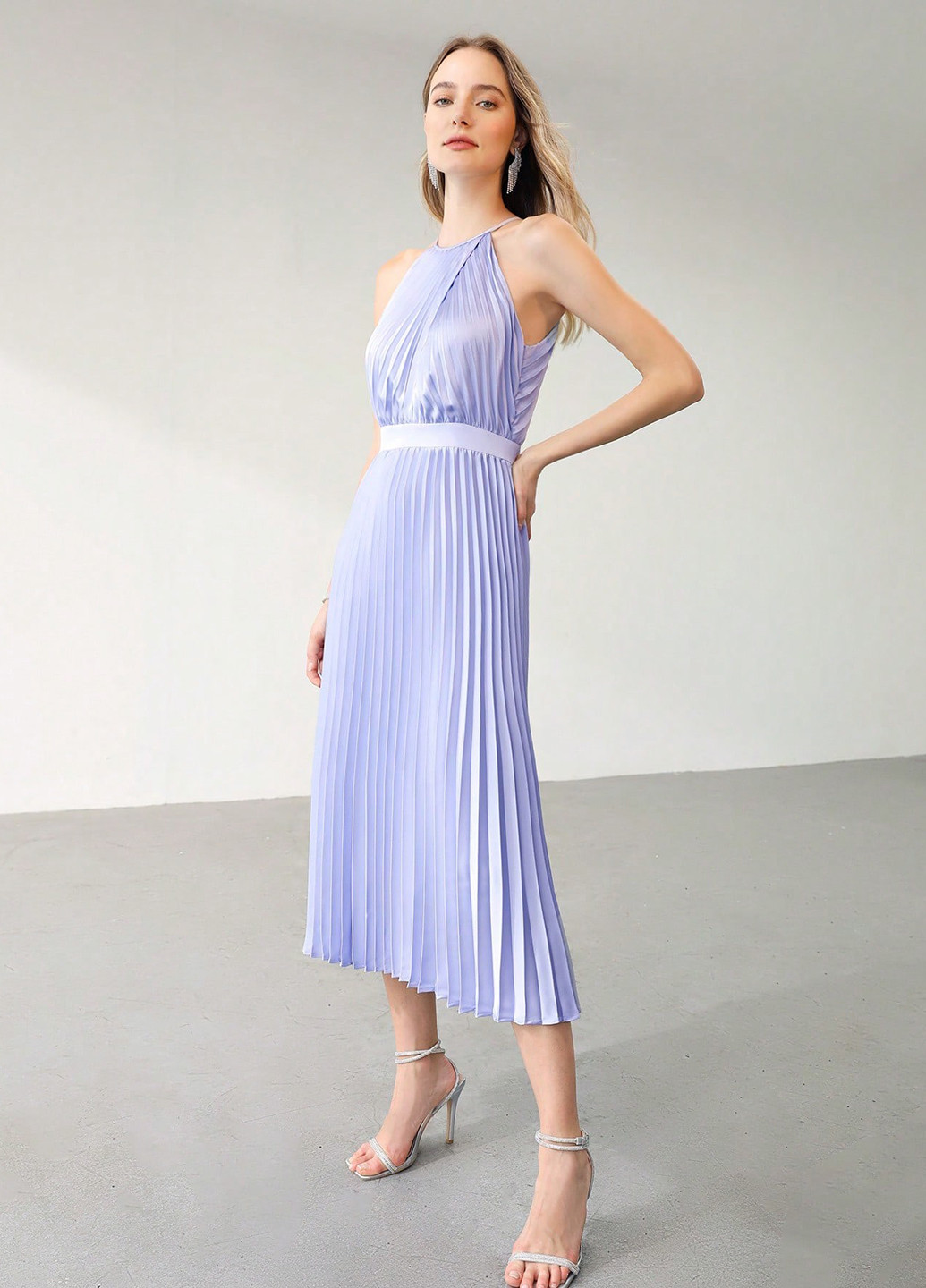 Бузкова коктейльна сукня кльош, плісована SHEIN однотонна