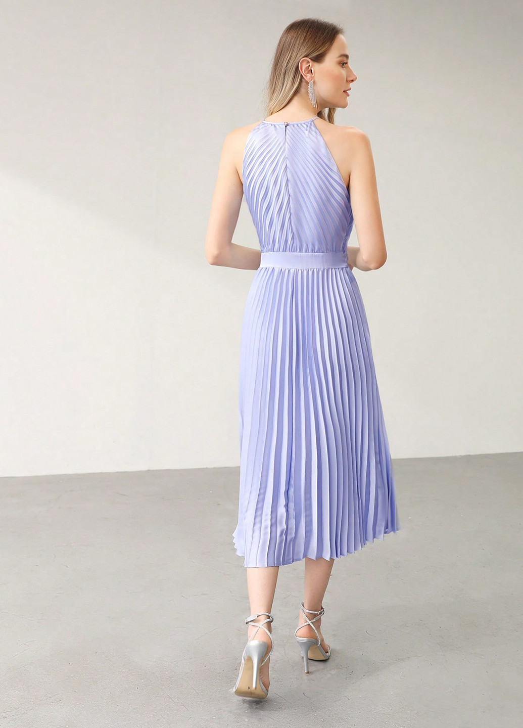 Бузкова коктейльна сукня кльош, плісована SHEIN однотонна