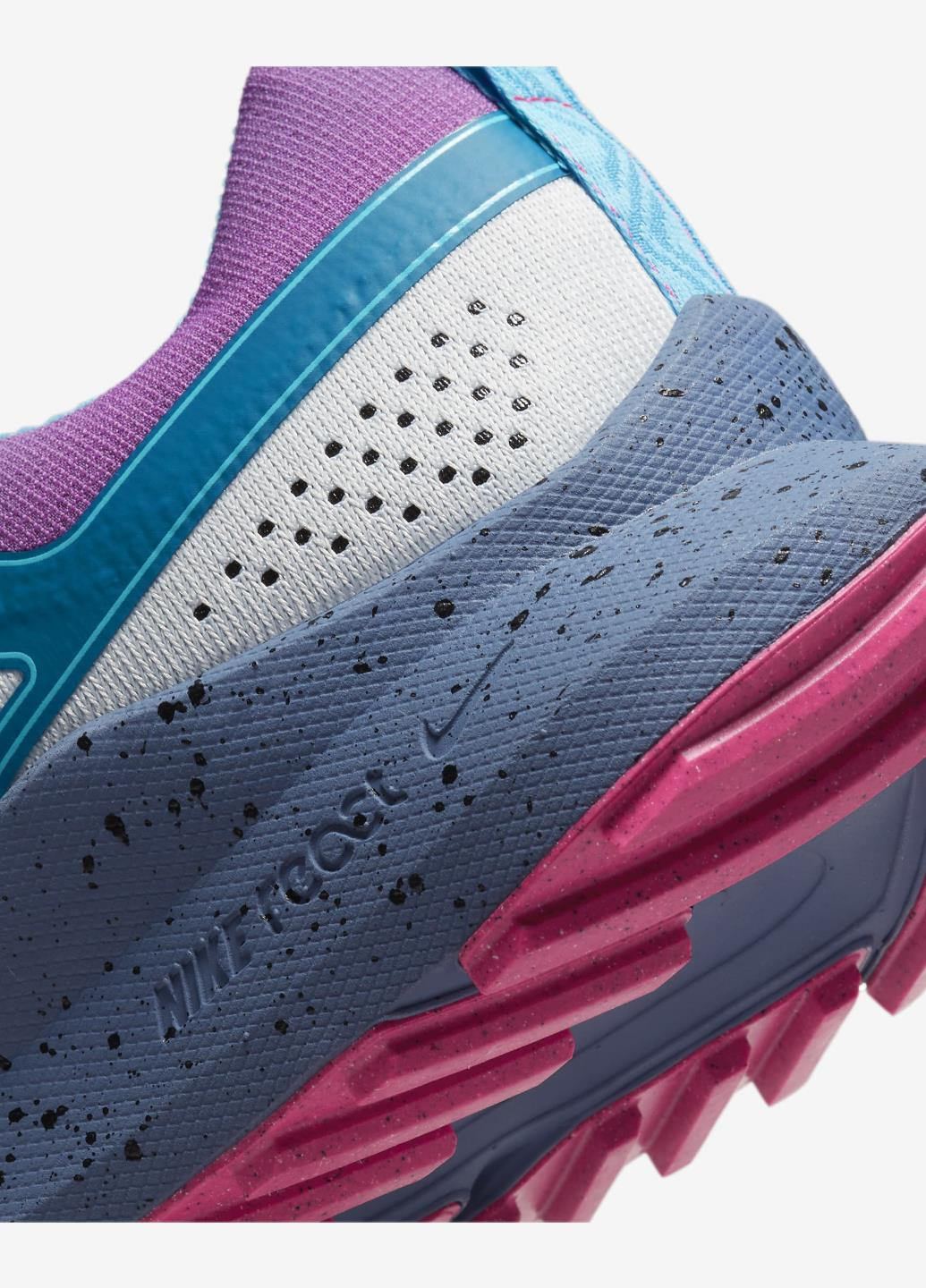 Цветные демисезонные кроссовки fb7182-001 Nike React Pegasus Trail 4 SE