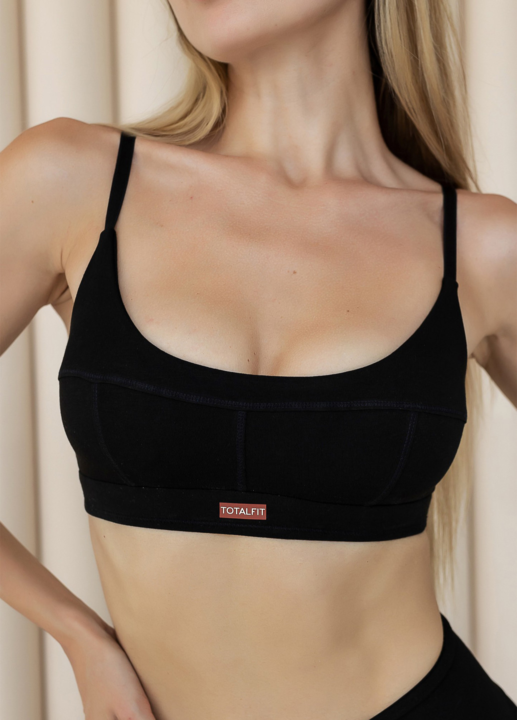 Черный демисезонный хлопковый комплект белья бралет и стринги TOTALFIT