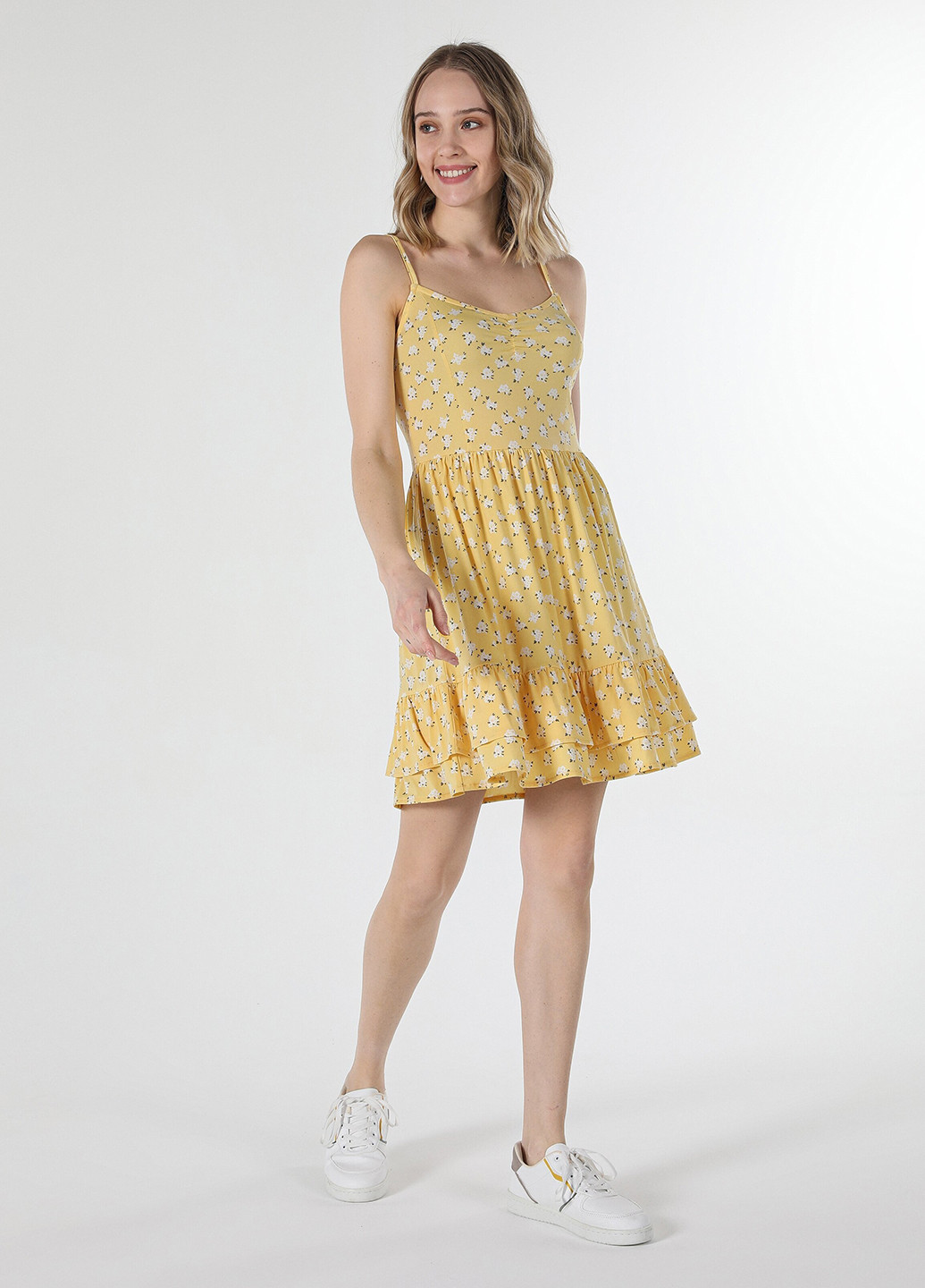 Світло-жовтий кежуал сукня кльош Colin's з квітковим принтом