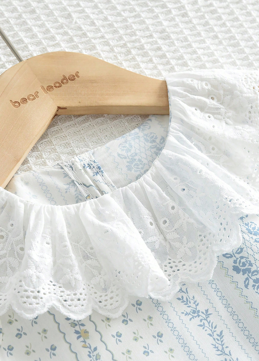 Молочний літній костюм (блуза, штани) SHEIN