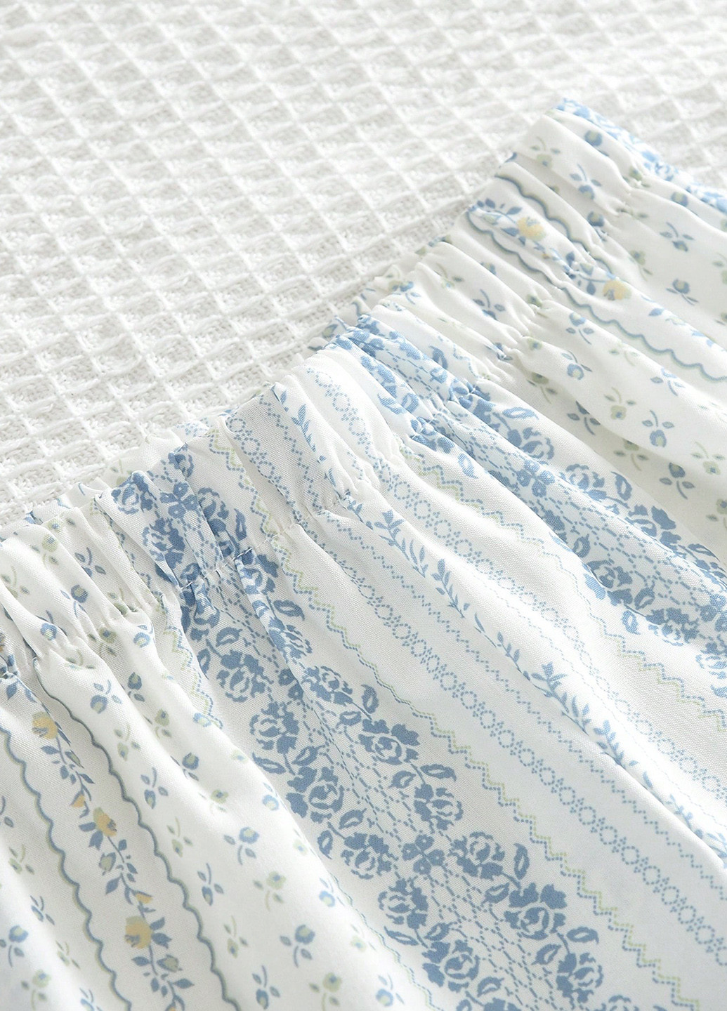 Молочний літній костюм (блуза, штани) SHEIN