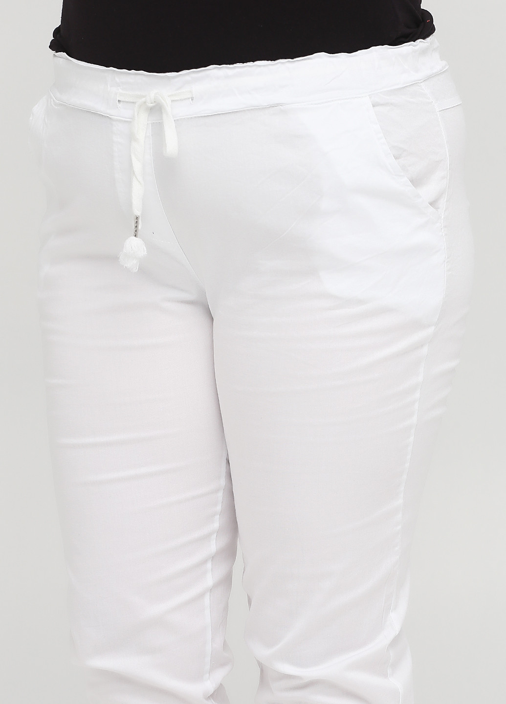 Белые кэжуал летние зауженные брюки Moda Italia