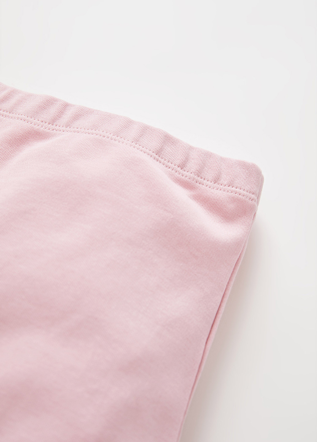 Светло-розовые кэжуал демисезонные зауженные брюки DeFacto
