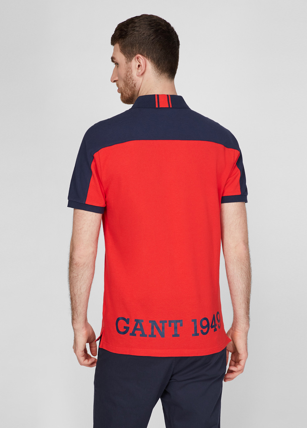 Красная футболка-поло для мужчин Gant с надписью