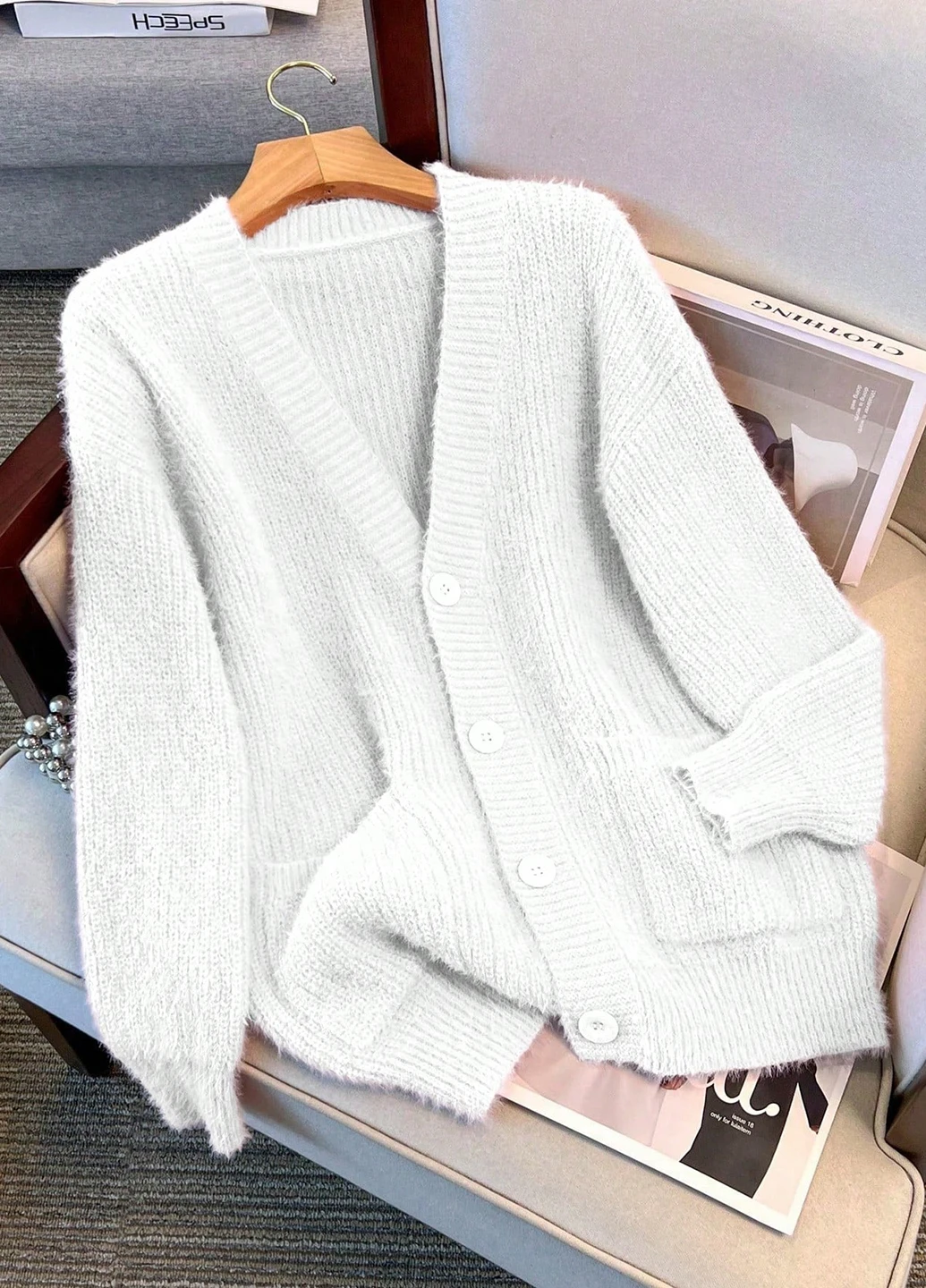 Белый демисезонный кардиган SHEIN