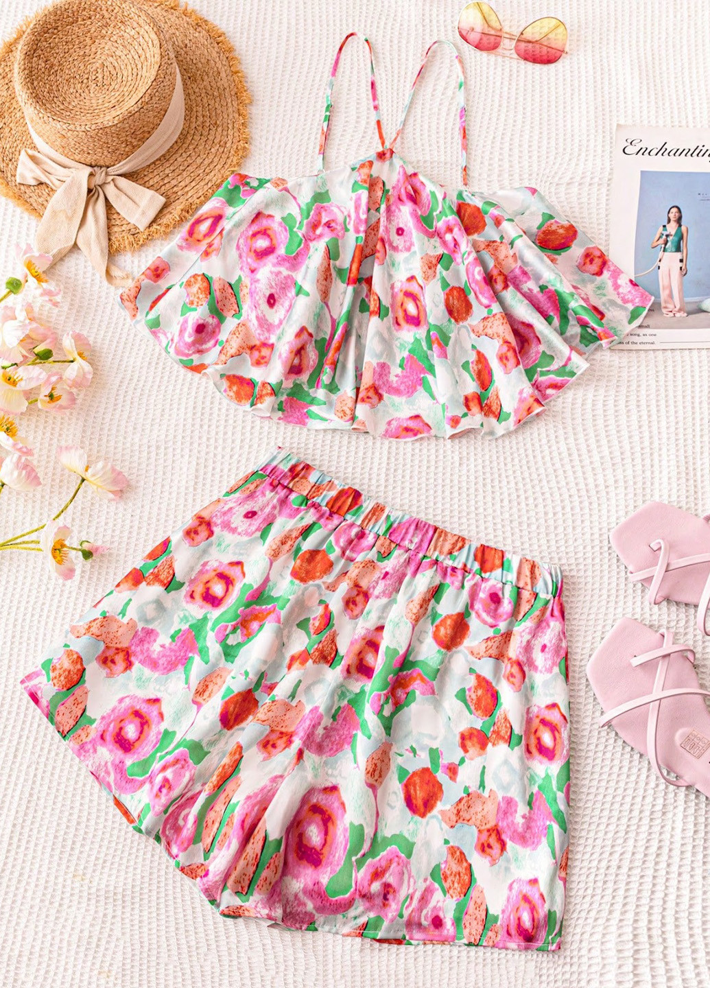 Костюм (топ, шорты) SHEIN (324027687)