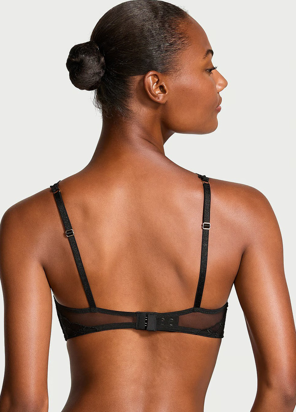 Черный демисезонный комплект (бюстгальтер, трусики) Victoria's Secret