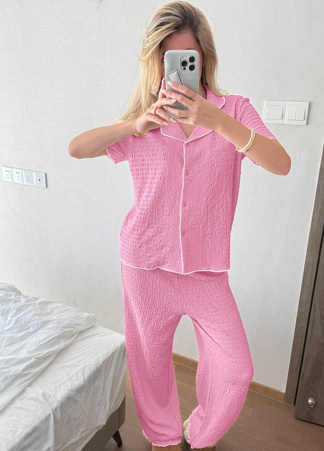 Рожева всесезон піжама (сорочка, штани) сорочка + брюки SHEIN