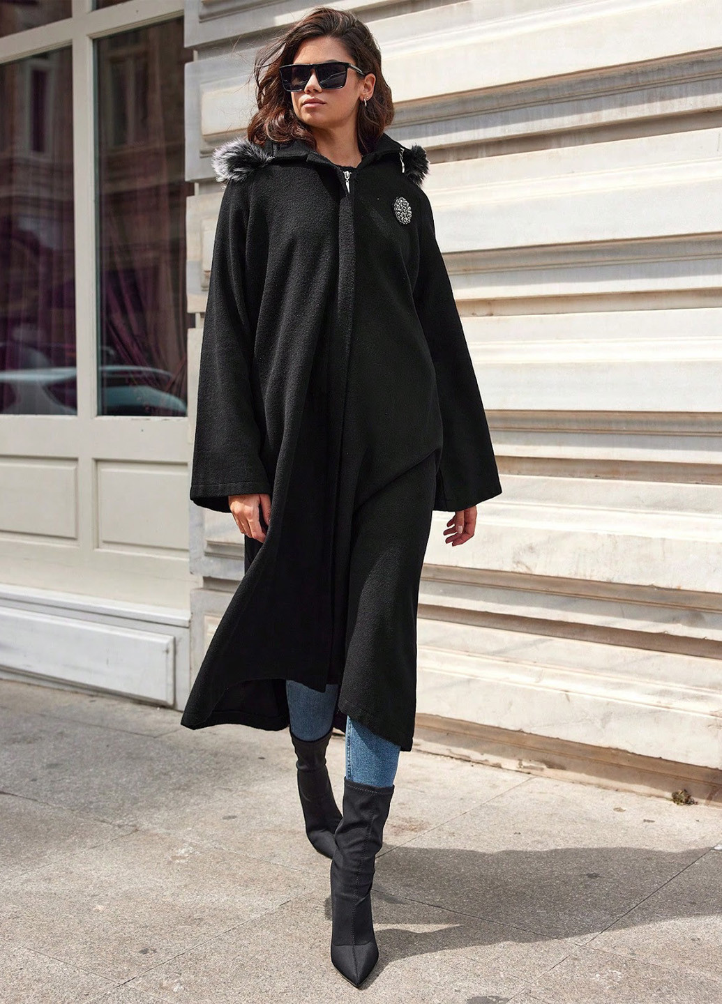 Чорне демісезонне Пальто оверсайз SHEIN