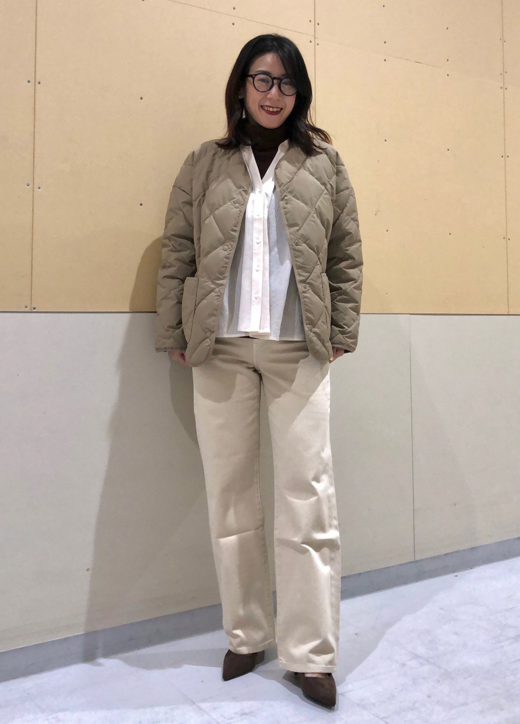 Бежева демісезонна куртка Uniqlo