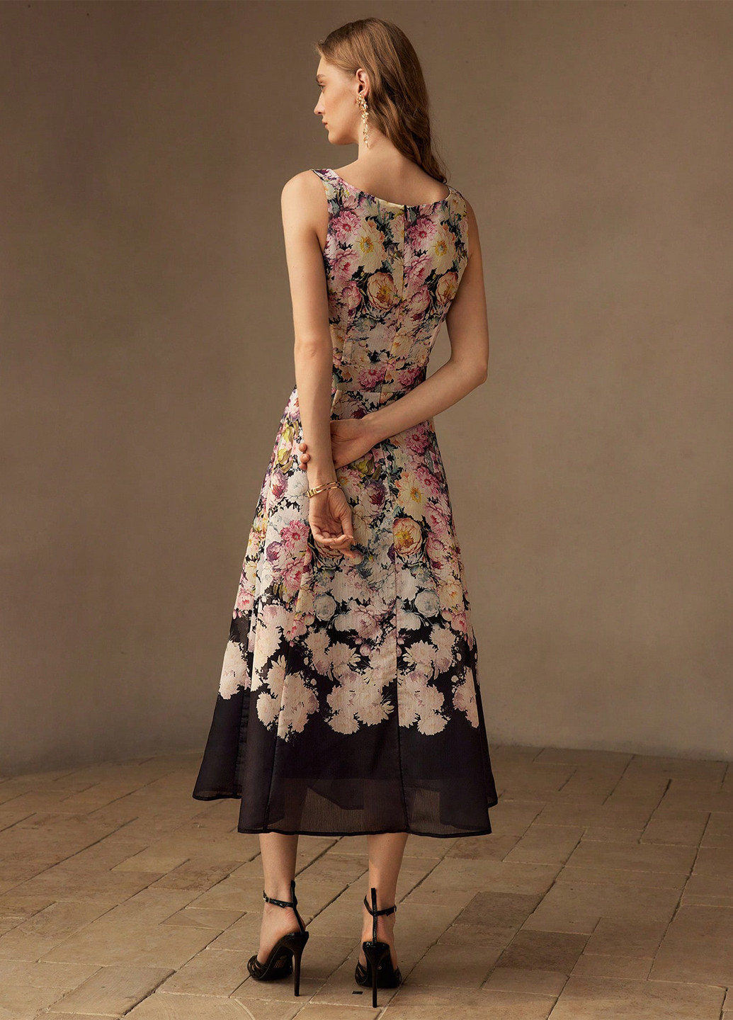 Чорна кежуал сукня а-силует SHEIN з квітковим принтом